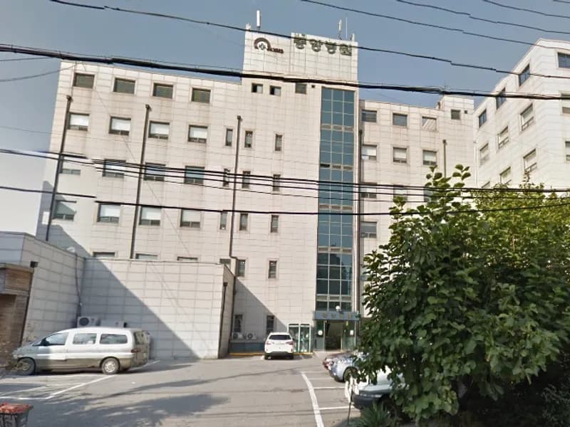 나주중앙요양병원장례식장 장례식장 외관 전경 및 주차장 상세 사진 1
