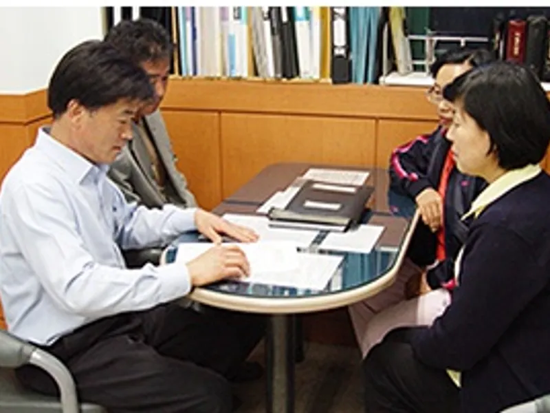 서산의료원상례원 장례식장 외관 전경 및 주차장 상세 사진 1