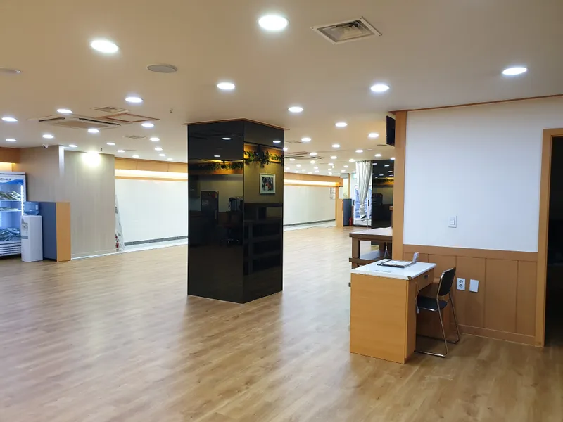 세화병원장례식장 장례식장 외관 전경 및 주차장 상세 사진 1