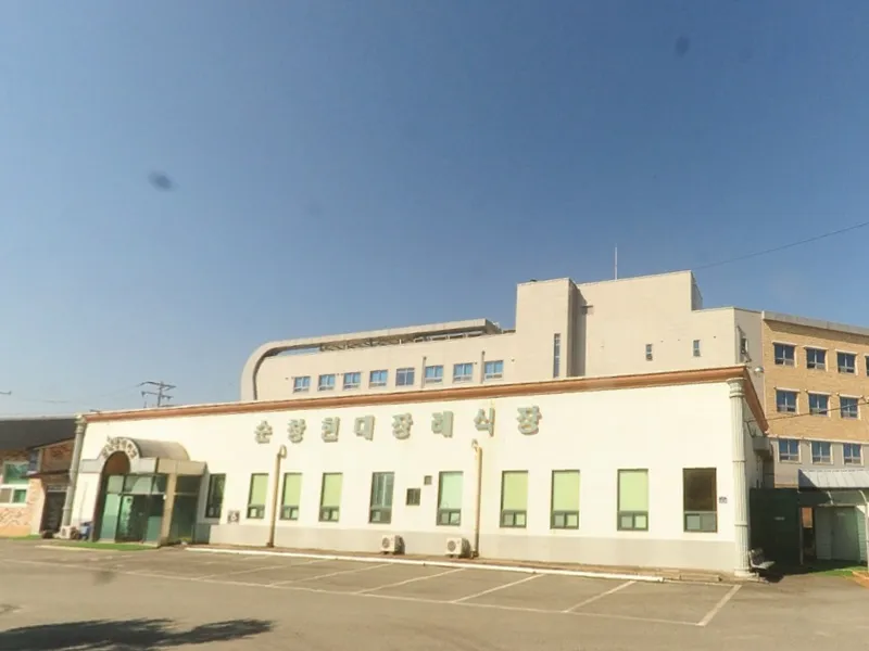 순창현대장례식장 장례식장 외관 전경 및 주차장 상세 사진 1