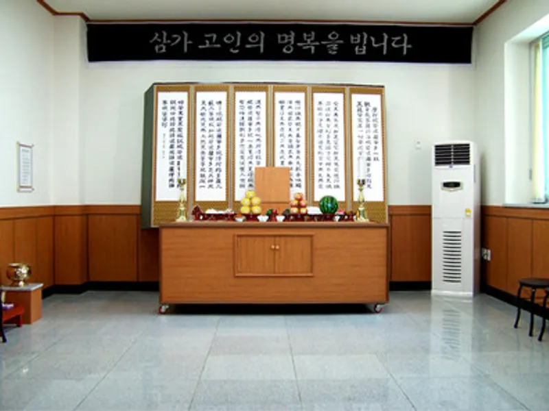 통영전문장례식장 장례식장 외관 전경 및 주차장 상세 사진 1