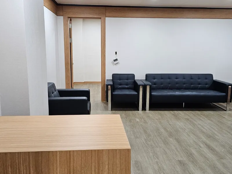 센트럴병원장례식장 장례식장 외관 전경 및 주차장 상세 사진 1