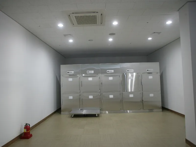 경주하늘마루장례식장 장례식장 외관 전경 및 주차장 상세 사진 1
