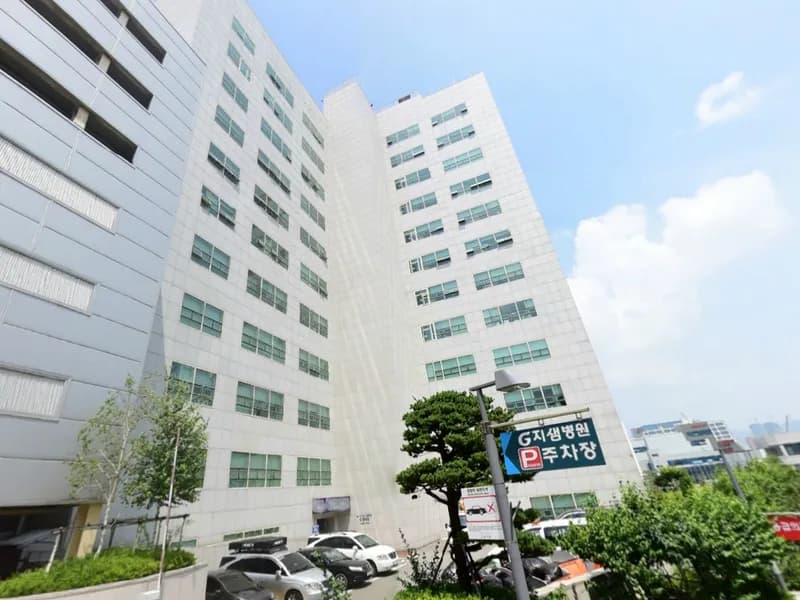 지샘병원장례식장 장례식장 외관 전경 및 주차장 상세 사진 1