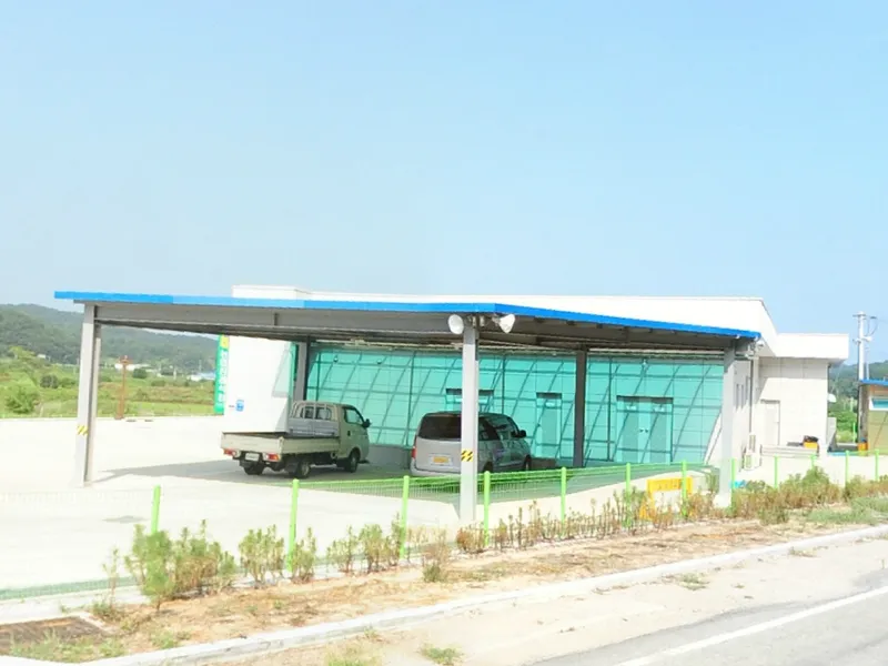 의성중부농협장례식장 장례식장 외관 전경 및 주차장 상세 사진 1