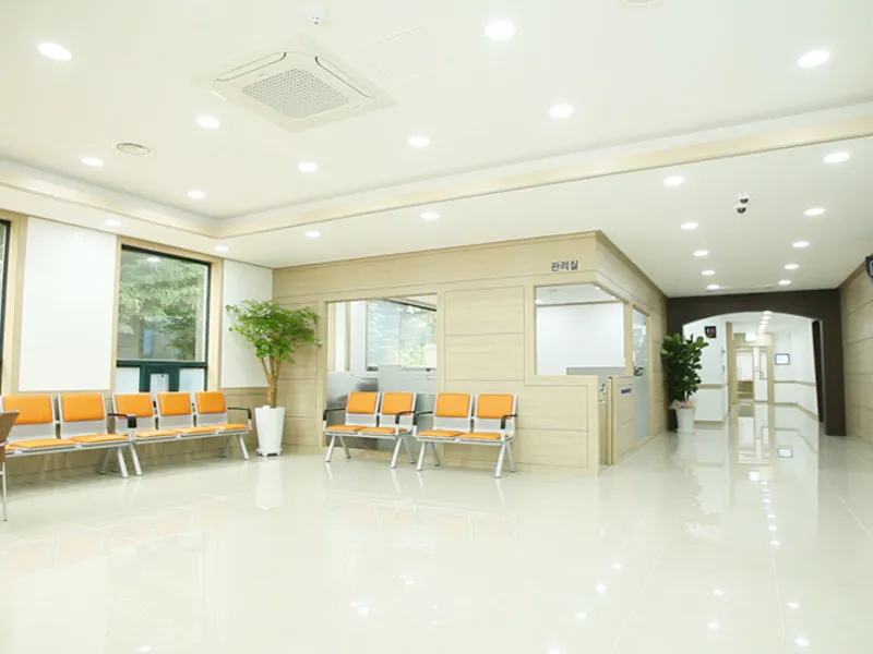 서정리장례식장 장례식장 외관 전경 및 주차장 상세 사진 1