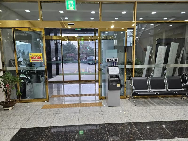 공도장례식장(영화원) 장례식장 외관 전경 및 주차장 상세 사진 1