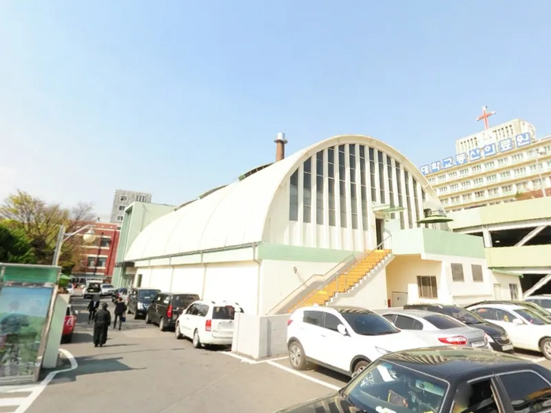 계명대학교대구동산병원장례식장 장례식장 외관 전경 및 주차장 상세 사진 1