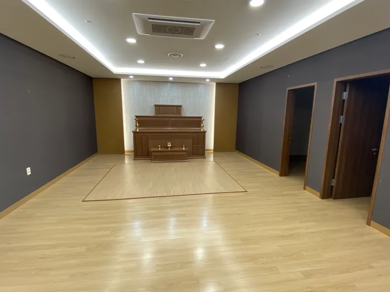 성남시의료원장례식장 장례식장 외관 전경 및 주차장 상세 사진 1