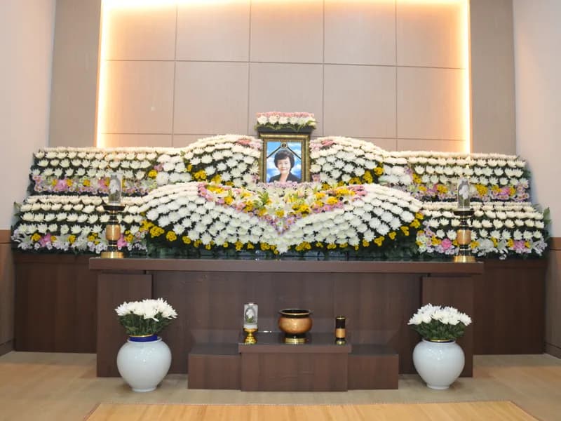 인천힘찬종합병원장례식장 장례식장 외관 전경 및 주차장 상세 사진 1
