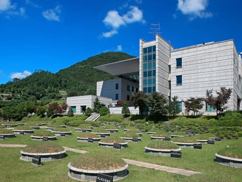 undefined 명당 용미리제2묘지 공원묘지 매장묘 및 가족묘 단지 전경 3