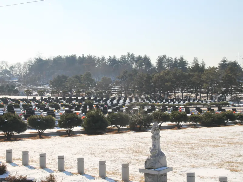 undefined 추모시설 남한강공원묘원(봉안) 납골당(봉안당) 안치단 및 제례실 시설 사진 3