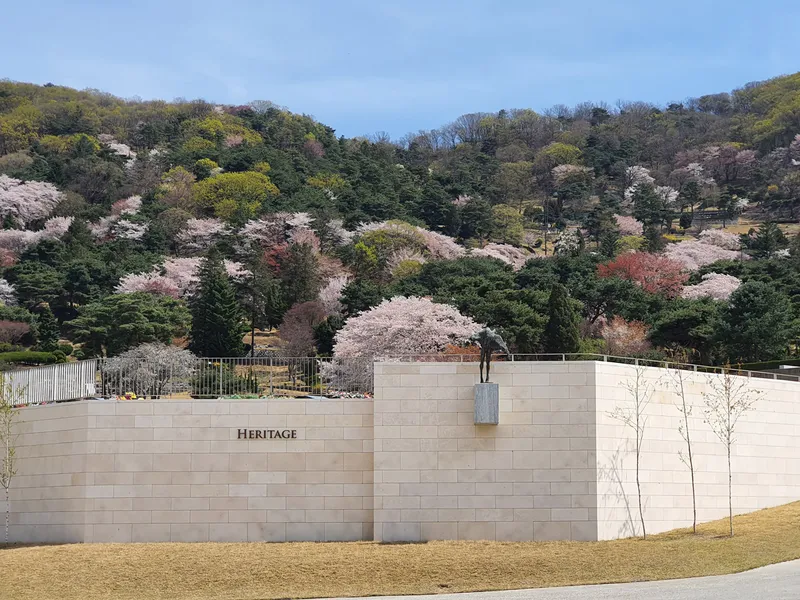 undefined 추모시설 (재)분당메모리얼파크 납골당(봉안당) 안치단 및 제례실 시설 사진 2