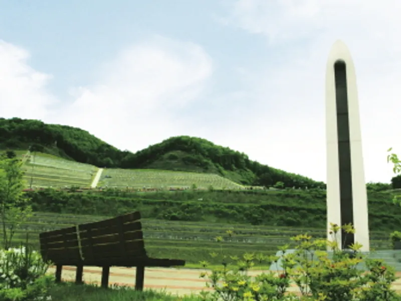 undefined 추모시설 (주)광림공원 동산공원묘원(봉안) 납골당(봉안당) 안치단 및 제례실 시설 사진 4