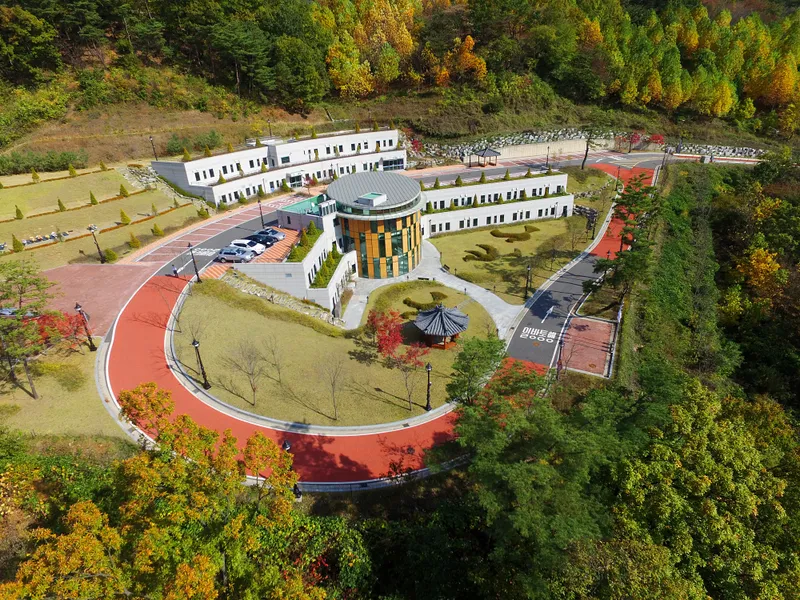 undefined 추모시설 아산시공설봉안당 납골당(봉안당) 안치단 및 제례실 시설 사진 2