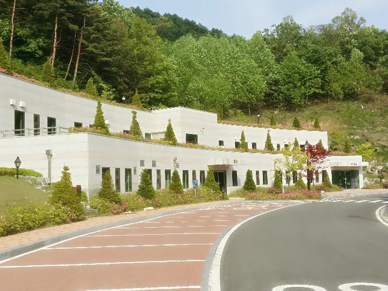undefined 추모시설 아산시공설봉안당 납골당(봉안당) 안치단 및 제례실 시설 사진 3